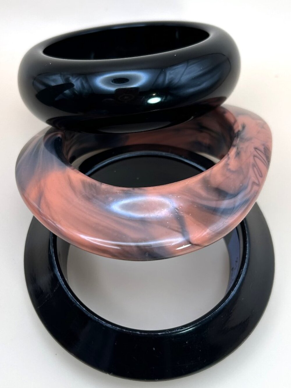 Vintage Lucite Bangle Bracelet Lot Black Marbled Chunky Mod Retro Stack 3Pcs